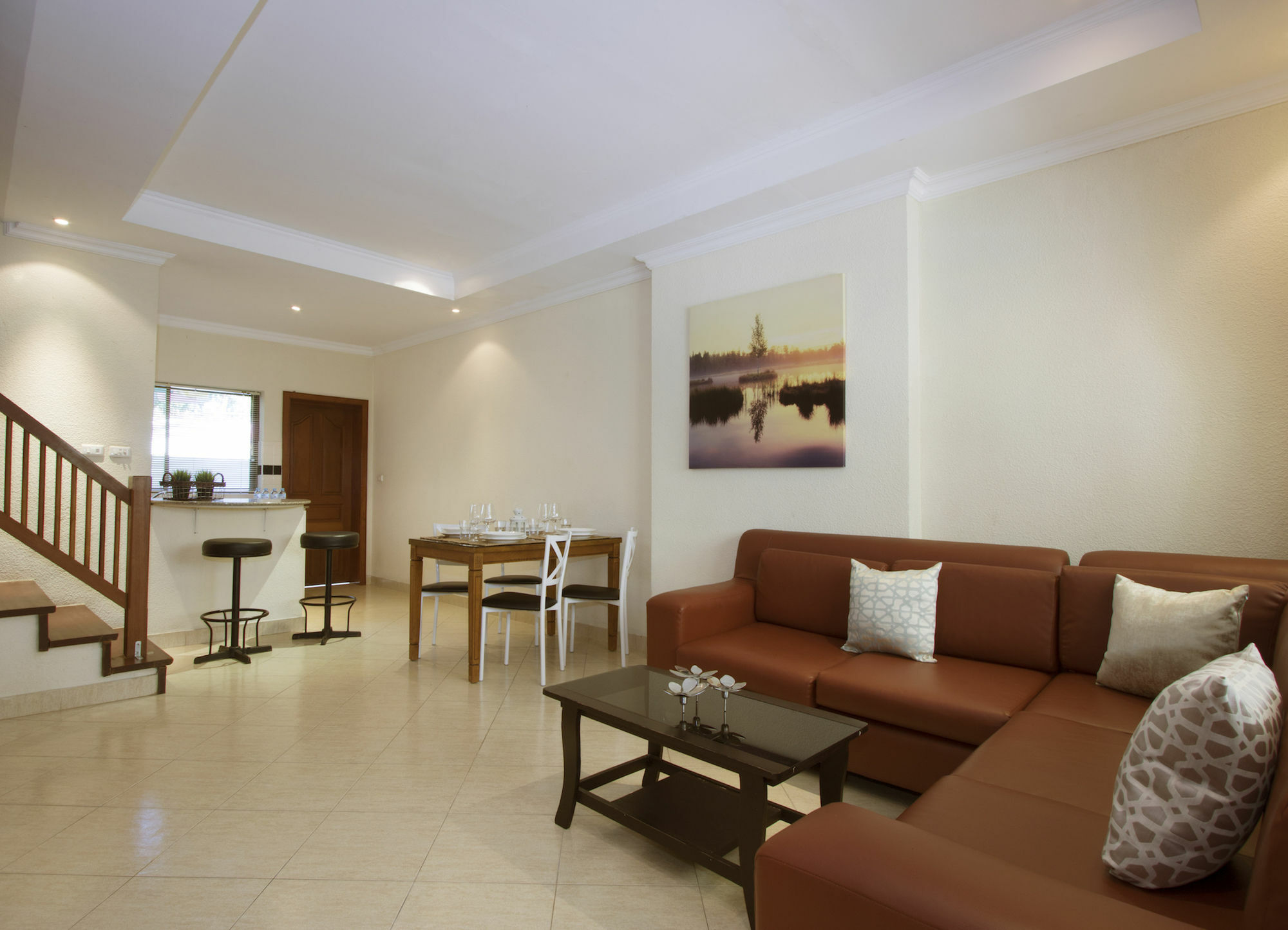 Ashford Villas Cosy Beach Pattaya Exteriör bild