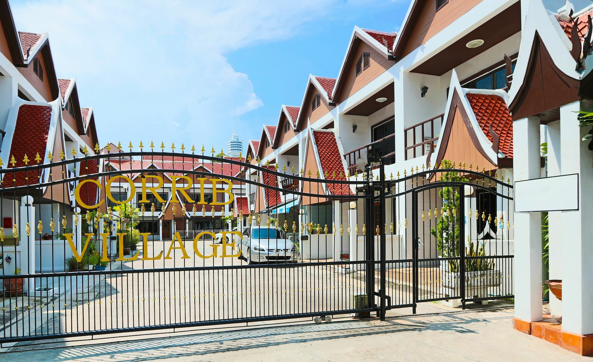 Ashford Villas Cosy Beach Pattaya Exteriör bild