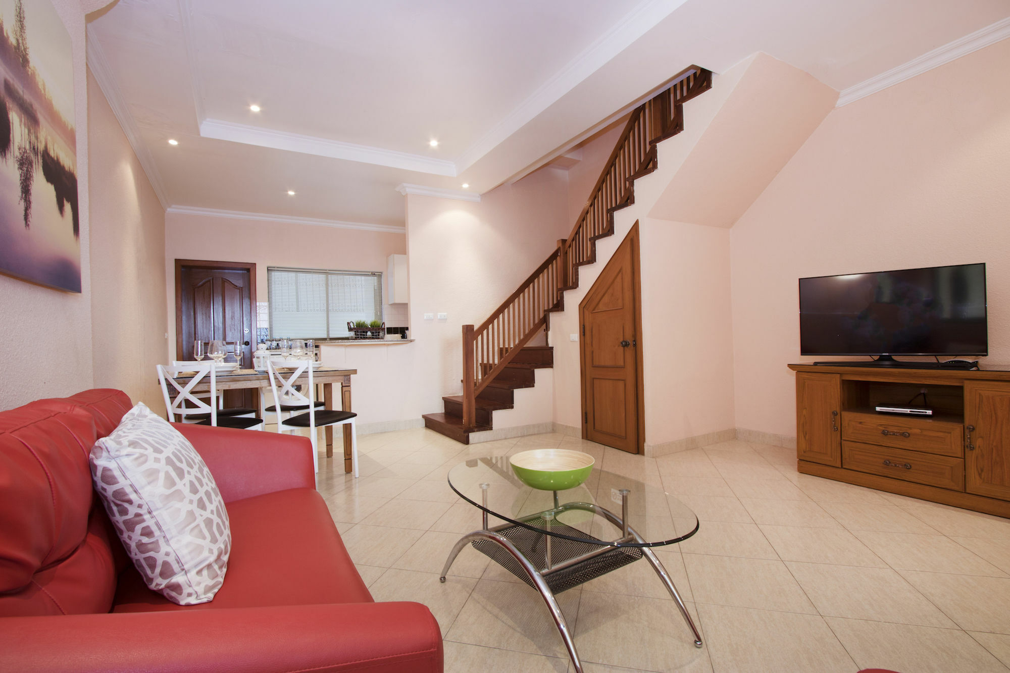 Ashford Villas Cosy Beach Pattaya Exteriör bild